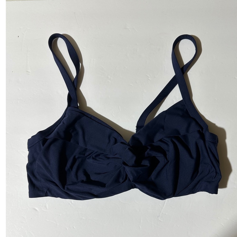 Athleta Navy Blue Twist Front Bikini Top Swimsuit 38B/C